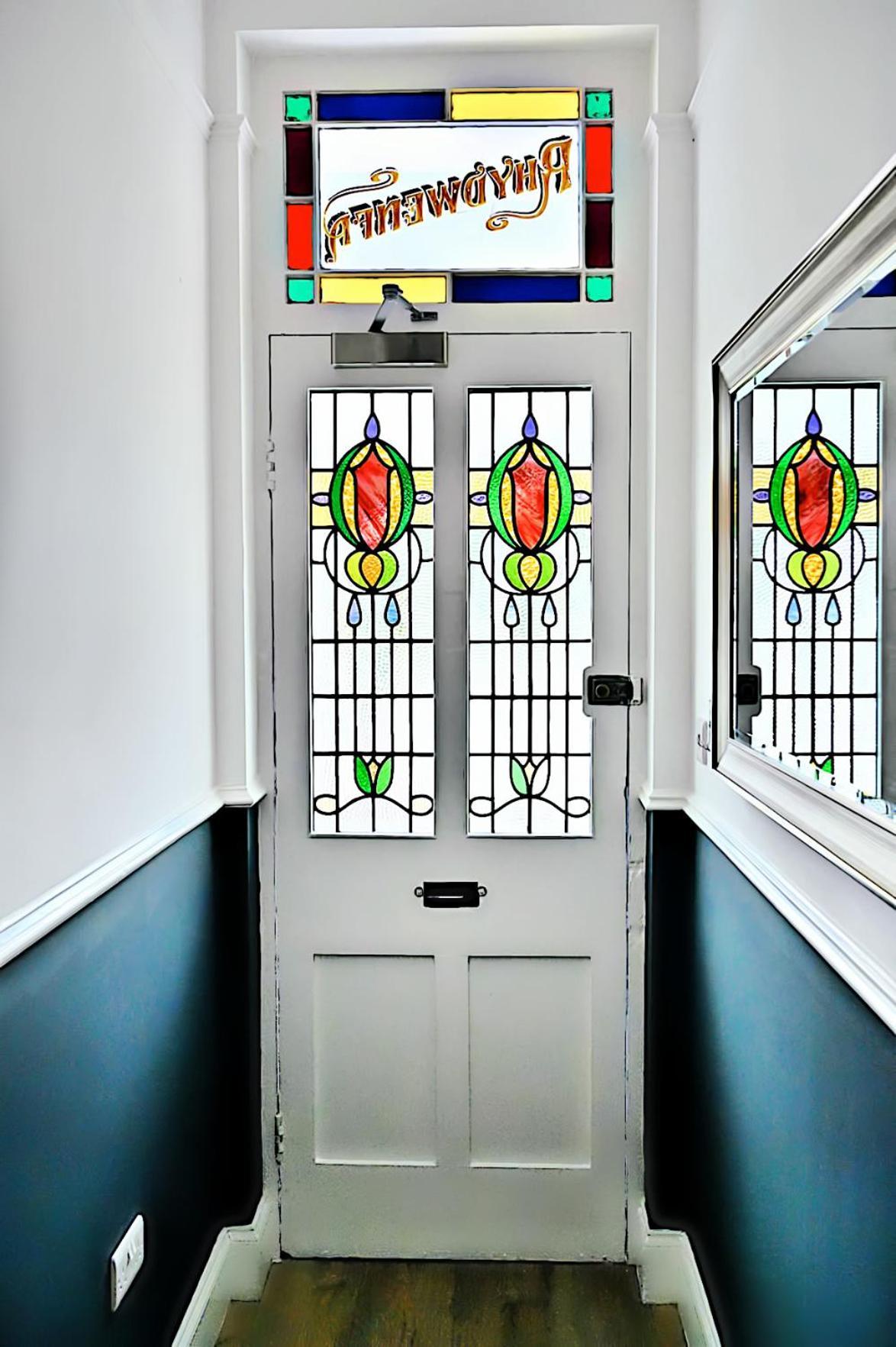 Porthmadog, Sleeps 11, 5 Bedrooms, 5 Bathrooms, Mountain Views Exterior foto